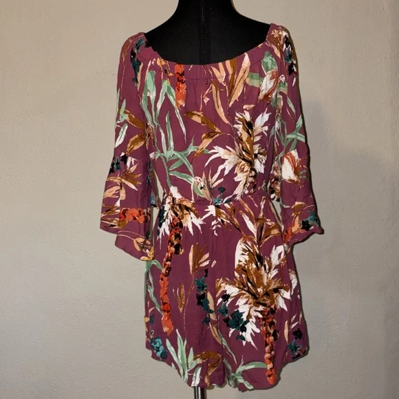 Express floral print romper - off shoulder romper size M - Picture 3 of 4